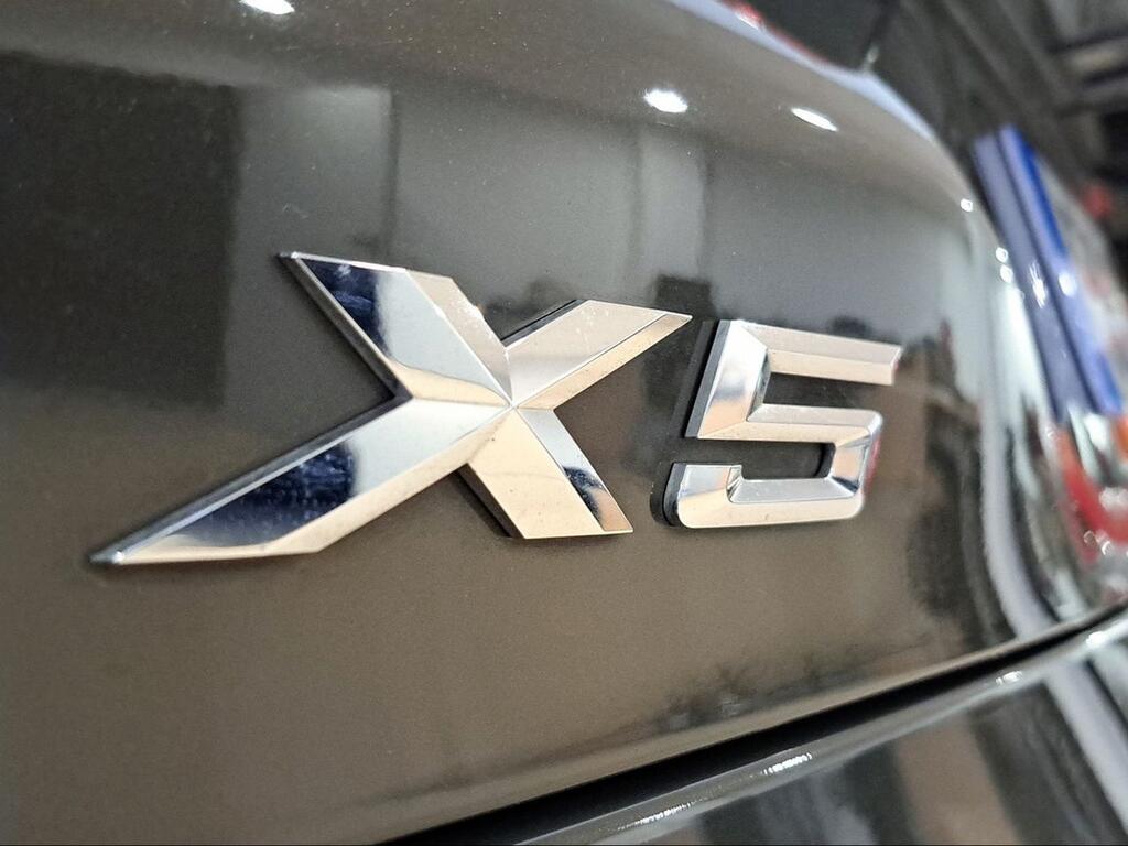 BMW X5 xDrive40d - Foto 893