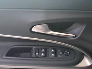 Jeep Avenger AVENGER HYBRID 4XE UPLAND 145CV