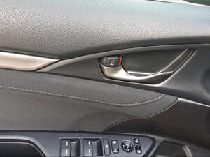Honda Civic 1.0 I-VTEC TURBO ELEGANCE NAV