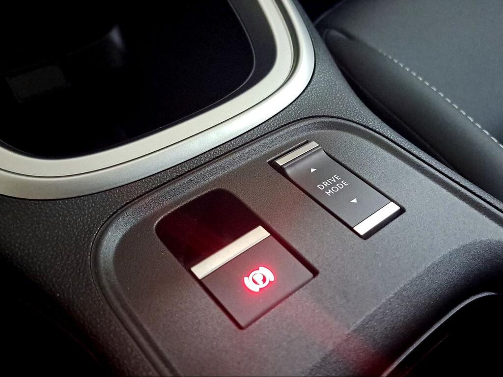 Jeep Avenger AVENGER  HYBRID 4XE UPLAND 145CV - Foto 529