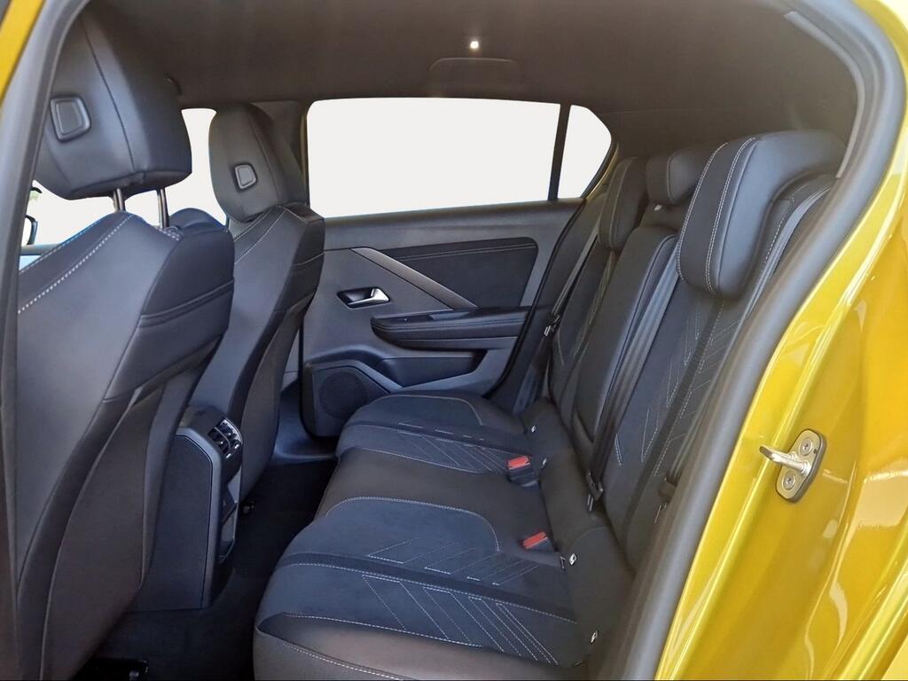 Opel Astra 1.2T XHT Hybrid 107kW Ultimate eDCT6 - Foto 748