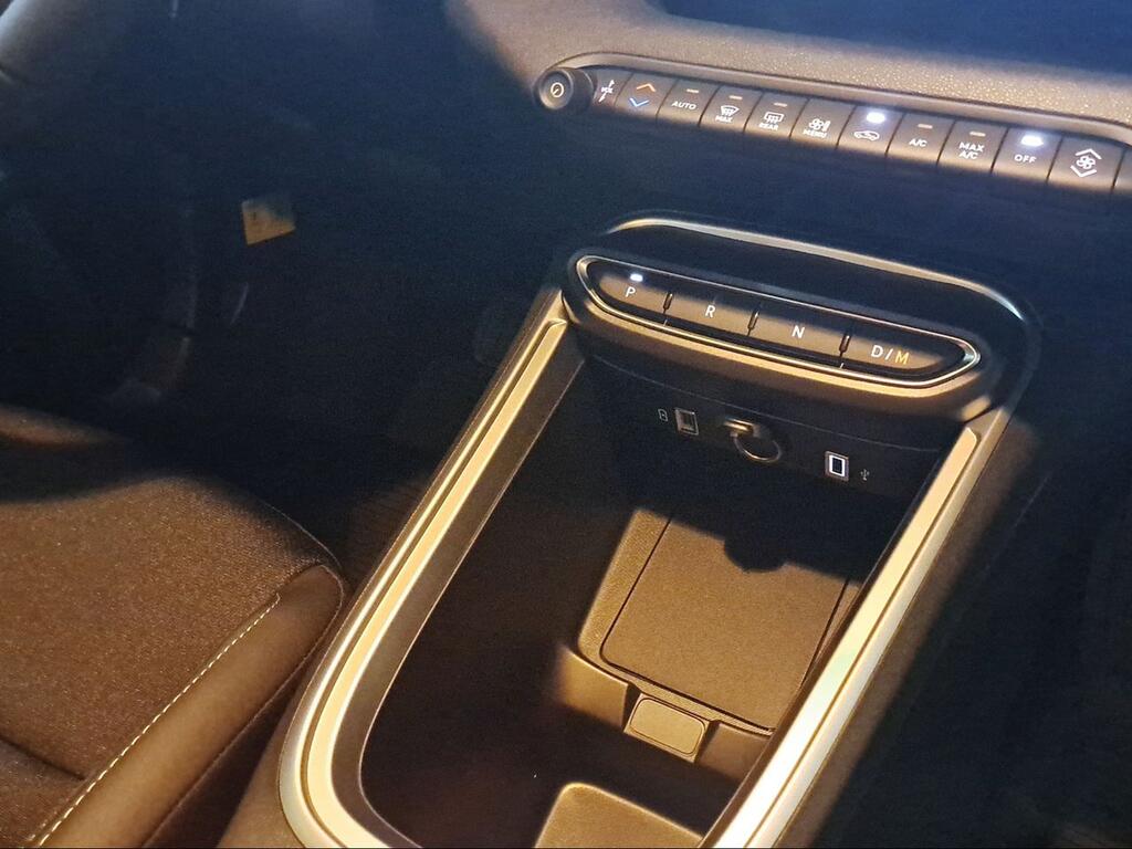 Jeep Avenger 1.2 eHybrid 74kW (100CV) Altitude - Foto 690
