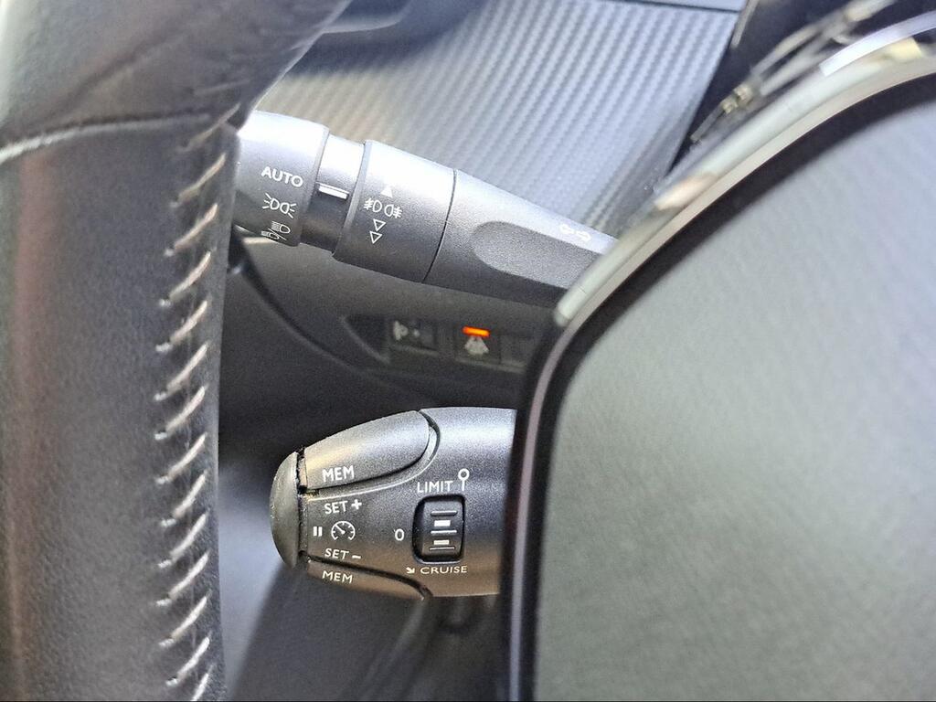 Peugeot 2008 Active Puretech 100 S&S BVM6 - Foto 887
