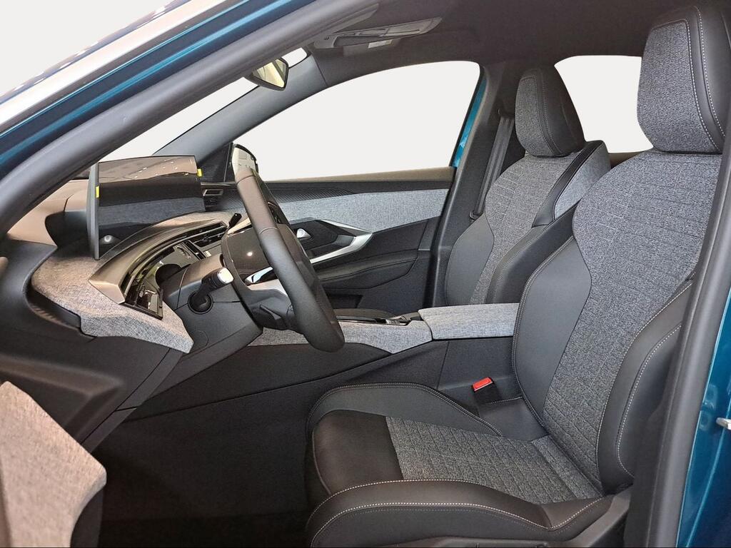 Peugeot e-3008 Allure Eléctrico 157kW - Foto 489