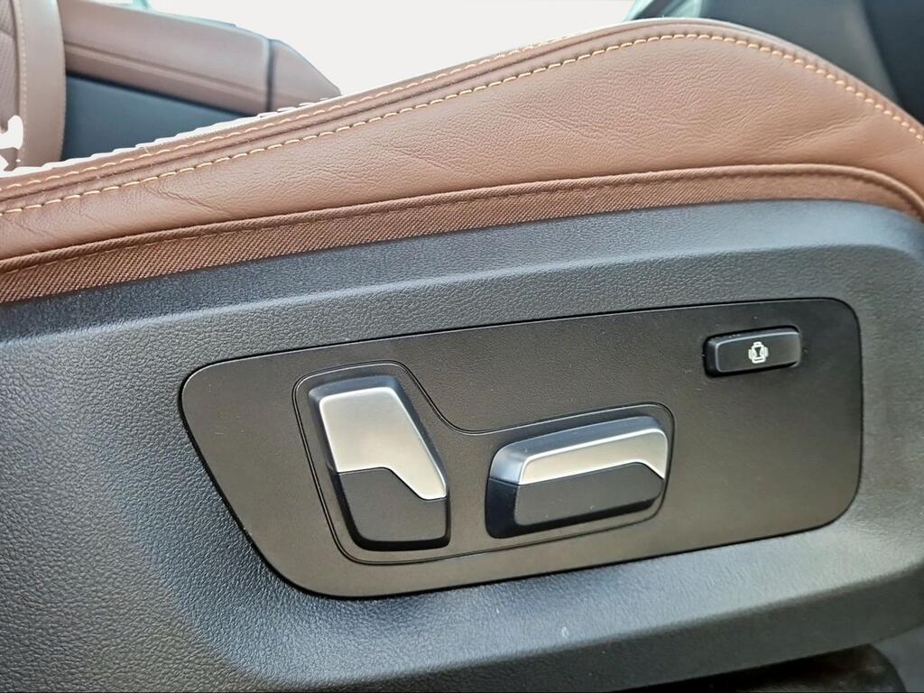 BMW X5 xDrive40d - Foto 626