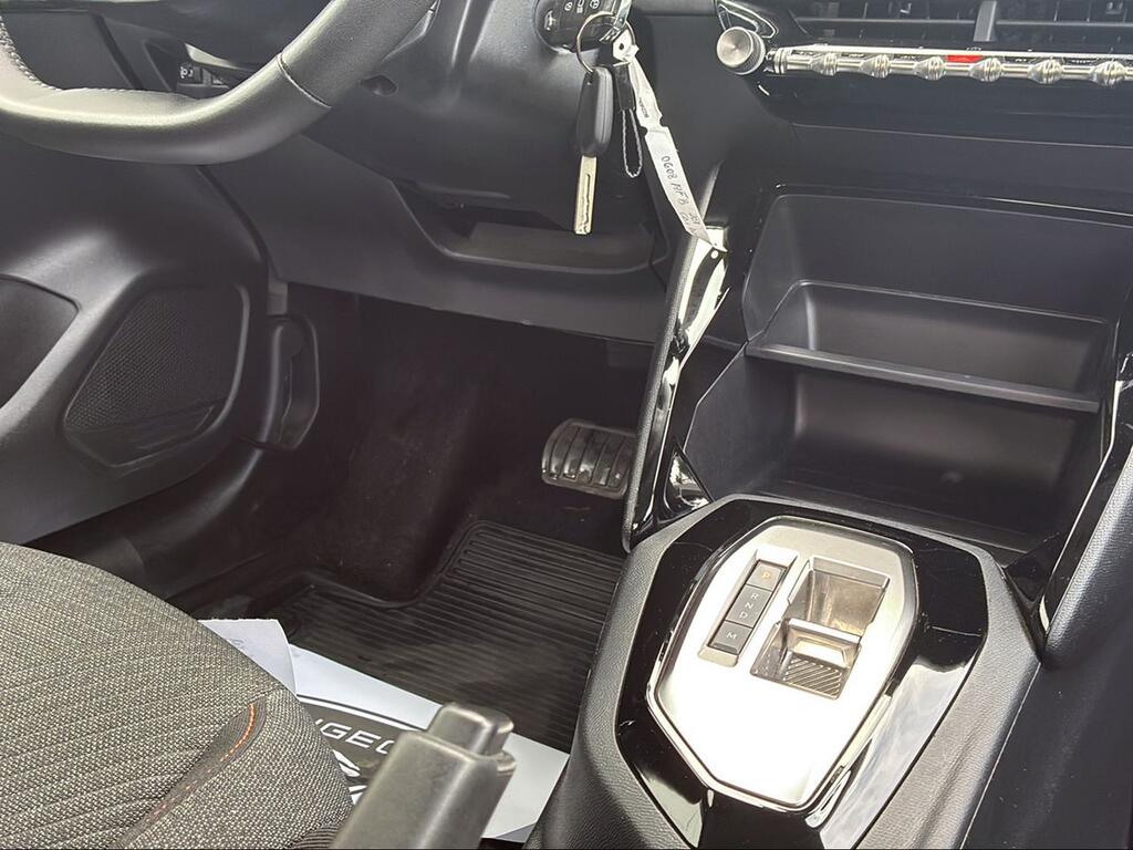 Peugeot 208 Style HYBRID 110 eDCS6 - Foto 539