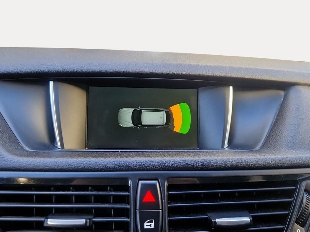 BMW X1 sDrive18d - Foto 756