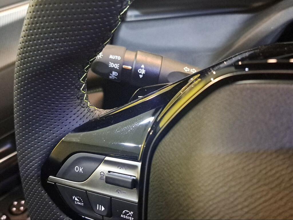 Peugeot e-408 GT Eléctrico 210 (157 Kw) - Foto 509