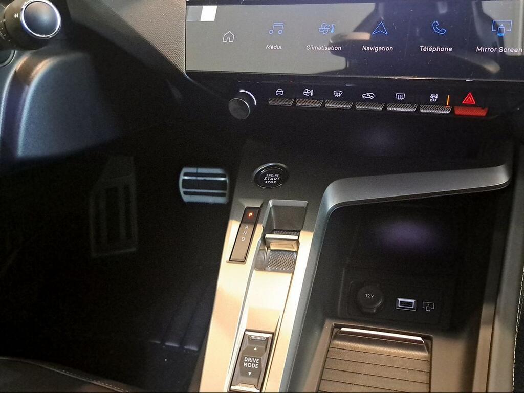 Peugeot e-408 GT Eléctrico 210 (157 Kw) - Foto 504