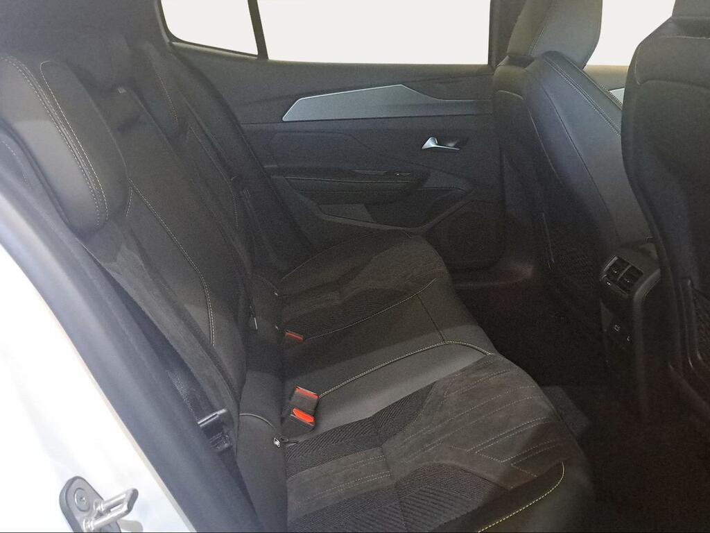 Peugeot e-408 GT Eléctrico 210 (157 Kw) - Foto 501