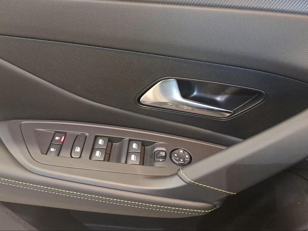 Peugeot e-408 GT Eléctrico 210 (157 Kw) - Foto 506