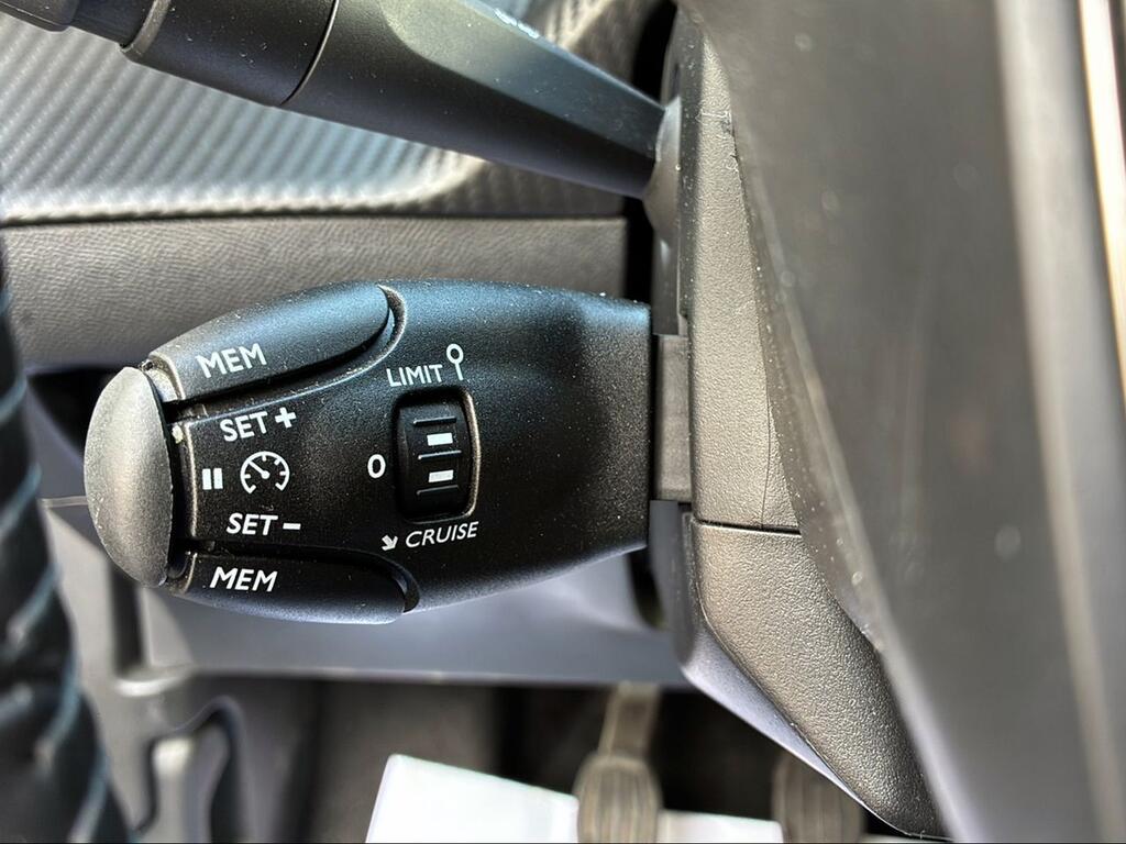 Peugeot 2008 Allure Puretech 100 S&S 6 Vel. MAN - Foto 390