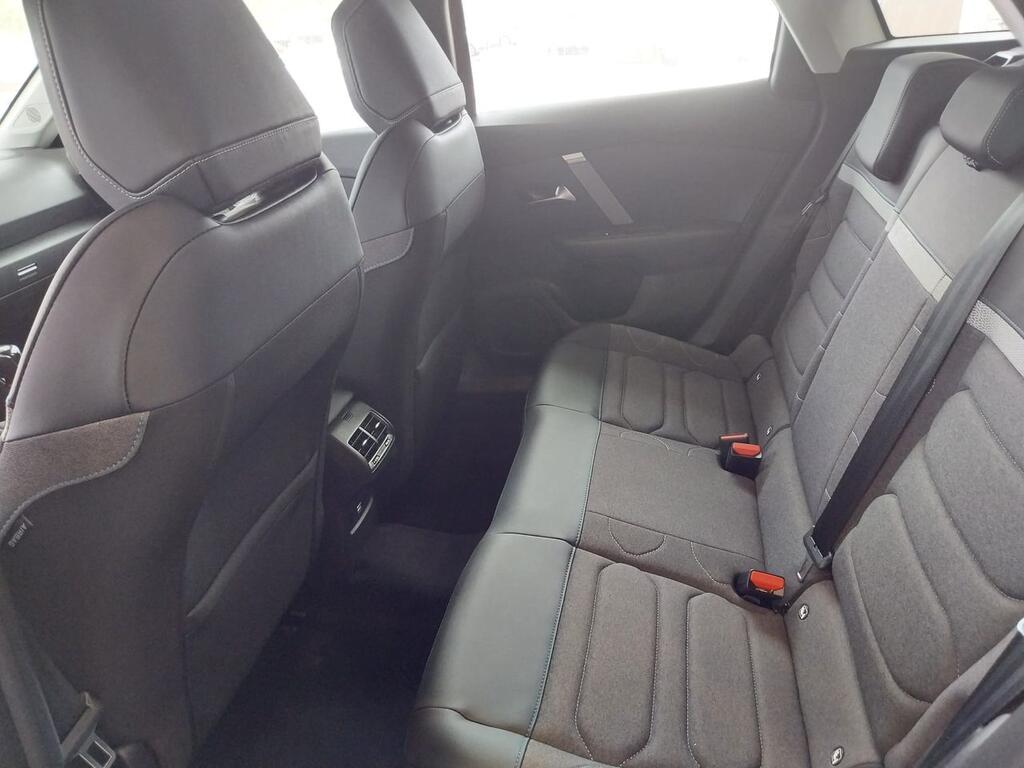 Citroën C4 PureTech 130 S&S 6v Plus - Foto 222