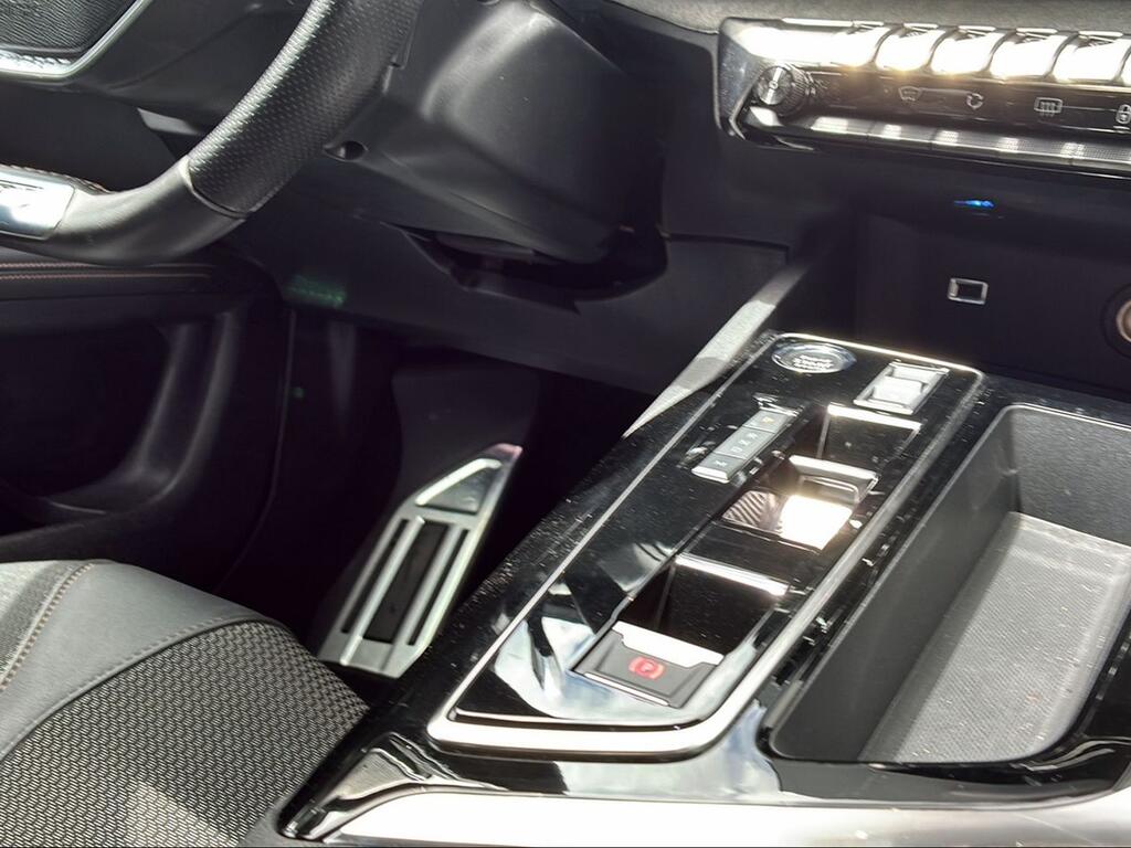 Peugeot 5008 1.5 BlueHDi 96kW S&S GT EAT8 - Foto 398