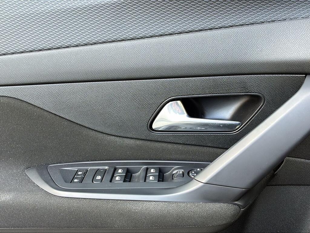 Peugeot 308 5P Active Pack Puretech 110 S&S MAN - Foto 395