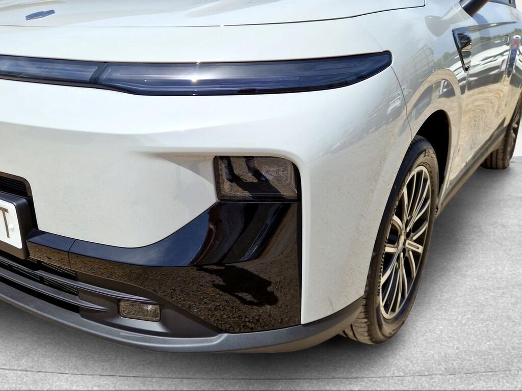 Leapmotor B10 B10 REEV 18.8 kWh Design Auto - Foto 399