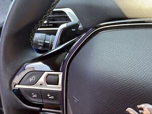 Peugeot 3008 Hybrid 225 e-EAT8 Roadtrip