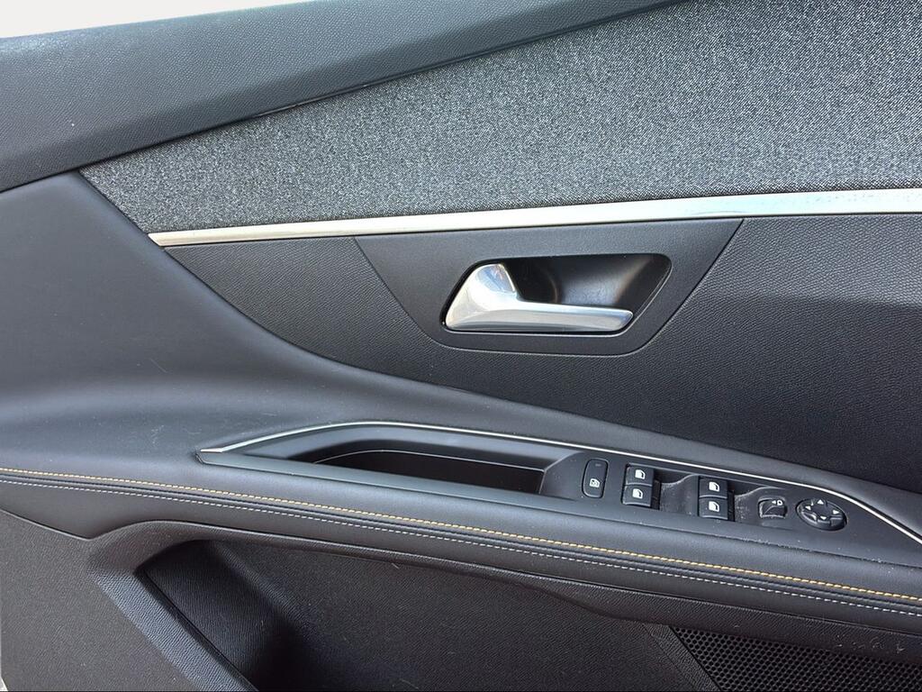 Peugeot 3008 Hybrid 225 e-EAT8 Roadtrip - Foto 426