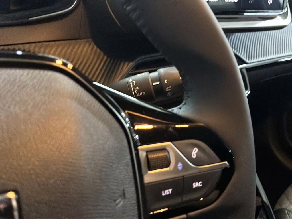 Peugeot 208 Allure Gasolina 100 S&S 6 Vel. MAN - Foto 1470