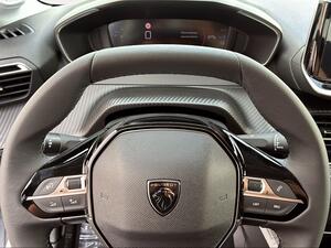 Peugeot 208 Allure Gasolina 100 S&S 6 Vel. MAN