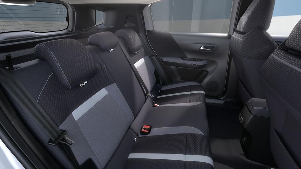 Opel Frontera 1.2T XHT Hybrid eDCT6 75kW GS - Foto 303