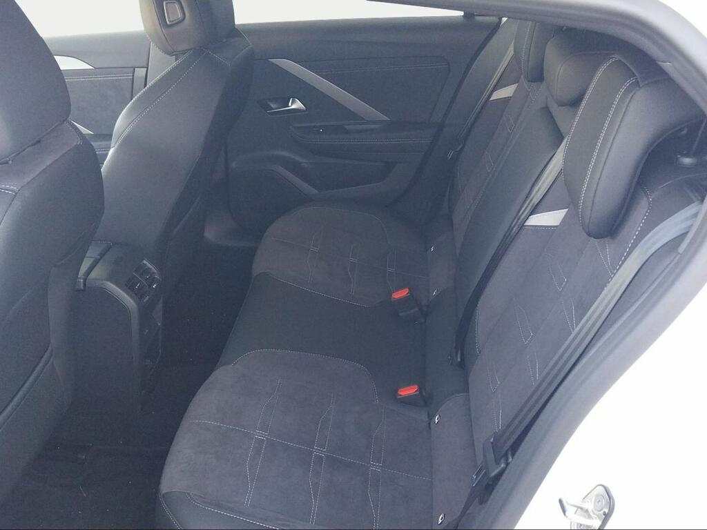 Opel Astra 54kWh GS Auto - Foto 683
