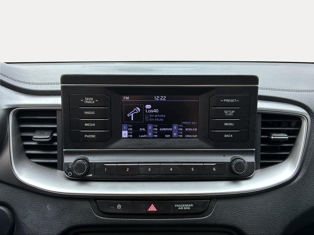 Kia Ceed 1.6 CRDi 85kW (115CV) Concept - Foto 1298