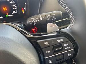 Honda ZR-V 2.0 i-MMD 4x2 Advance CVT