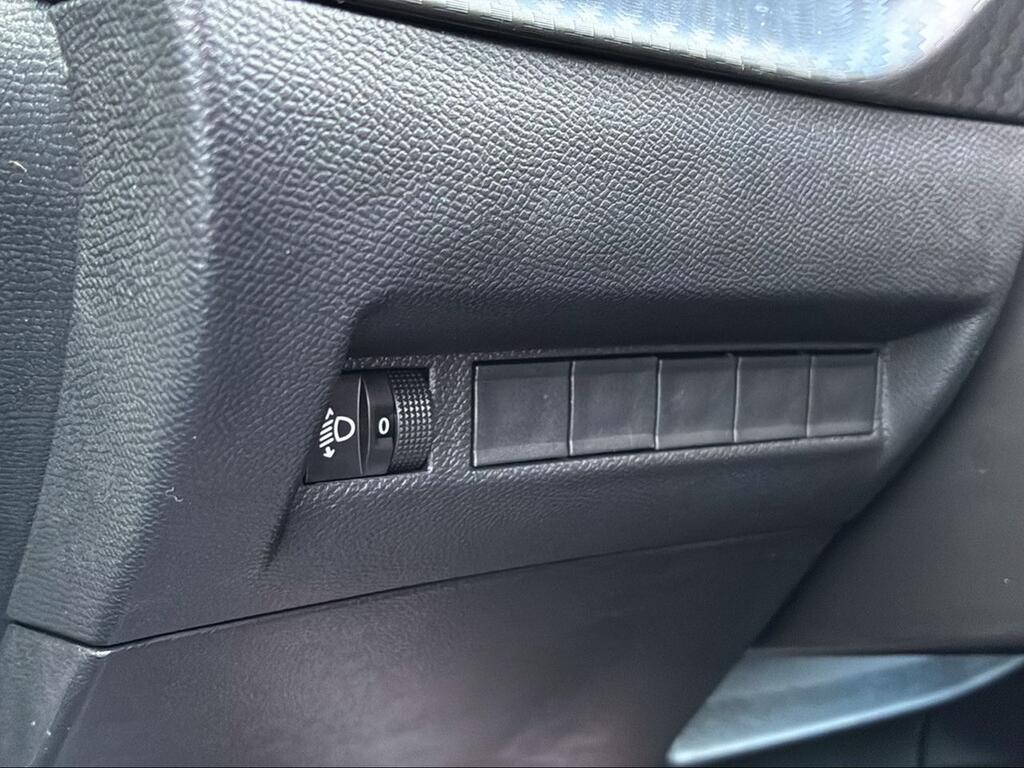 Peugeot 208 Style HYBRID 110 eDCS6 - Foto 1357