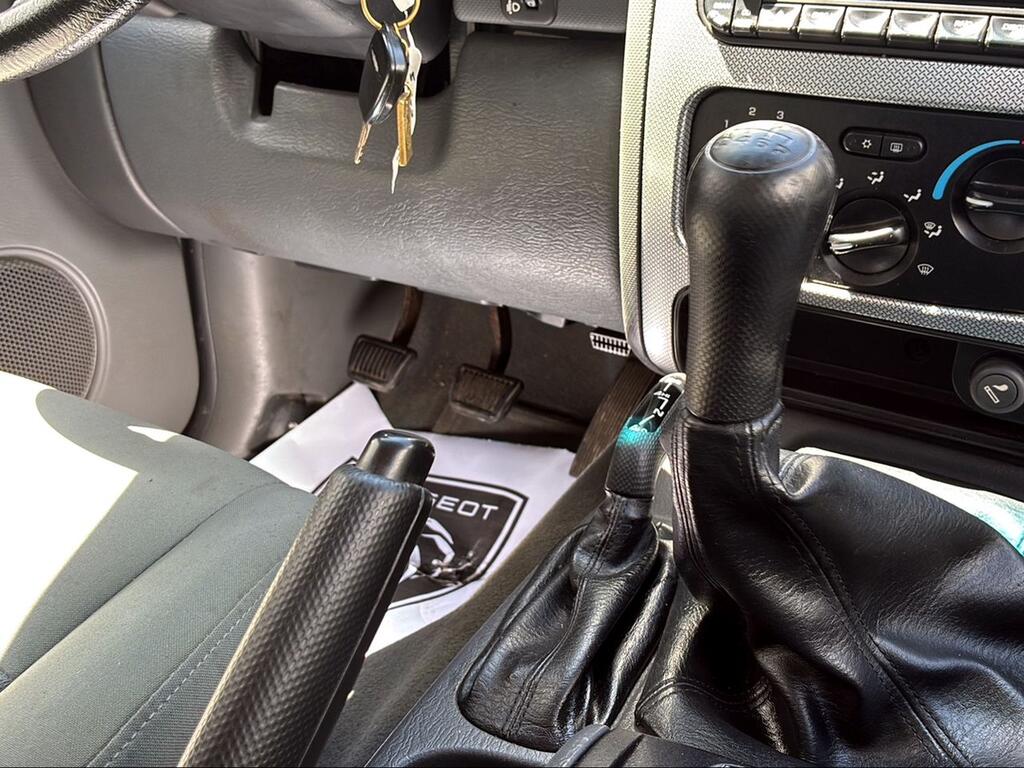 Jeep Cherokee 2.8 CRD Sport - Foto 1502