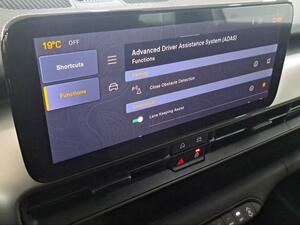 Jeep Avenger AVENGER HYBRID 4XE UPLAND 145CV