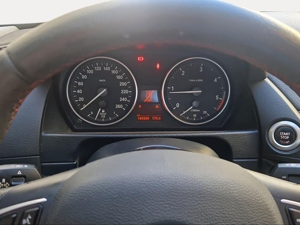 BMW X1 sDrive18d - Foto 913