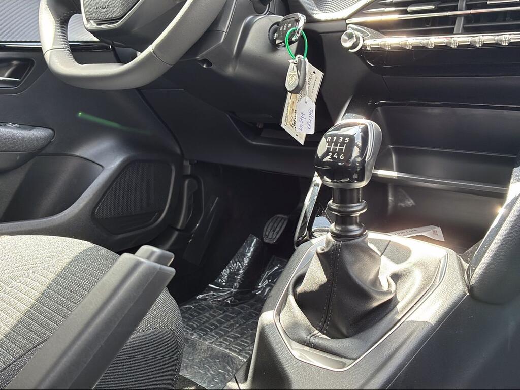 Peugeot 208 Style Gasolina 100 S&S 6 Vel MAN - Foto 948