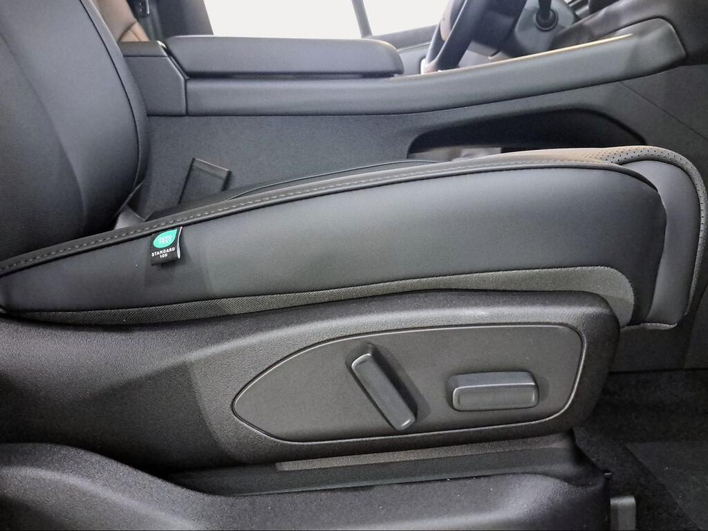 Leapmotor C10 C10 REEV 28.4 kWh Design REEV Hybrid A - Foto 1827