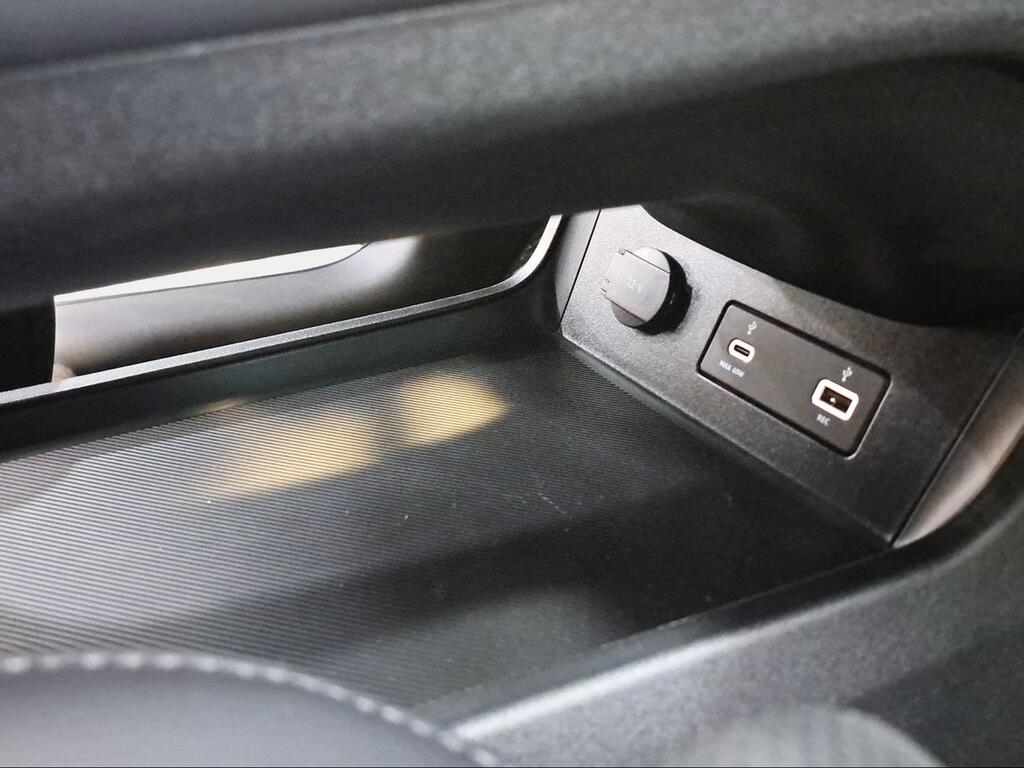 Leapmotor C10 C10 REEV 28.4 kWh Design REEV Hybrid A - Foto 1828