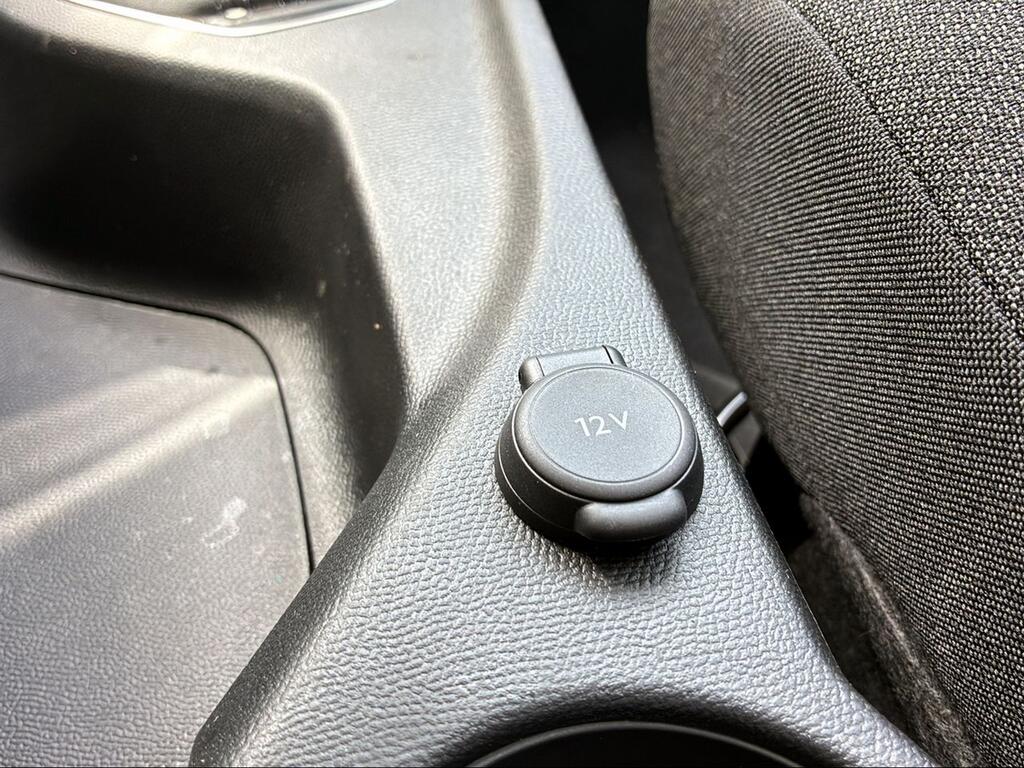 Peugeot 208 Style Gasolina 100 S&S 6 Vel MAN - Foto 955