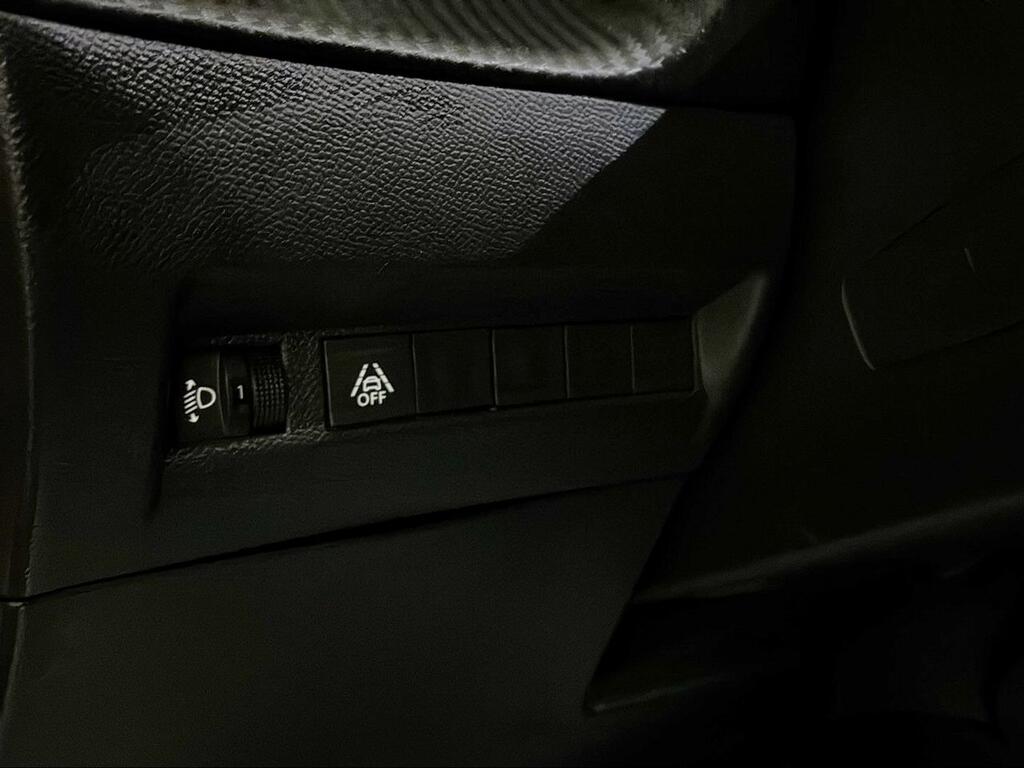 Peugeot 2008 Allure Pack BlueHDI 130 S&S EAT8 - Foto 256