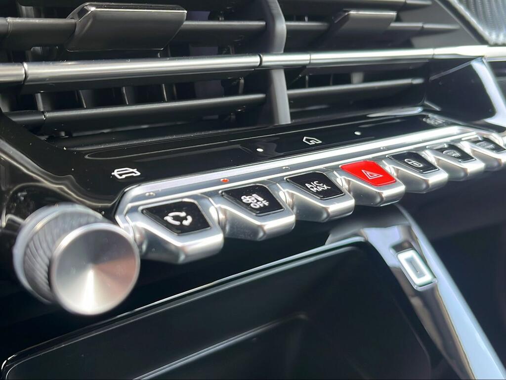 Peugeot 208 Active Puretech 75 - Foto 804