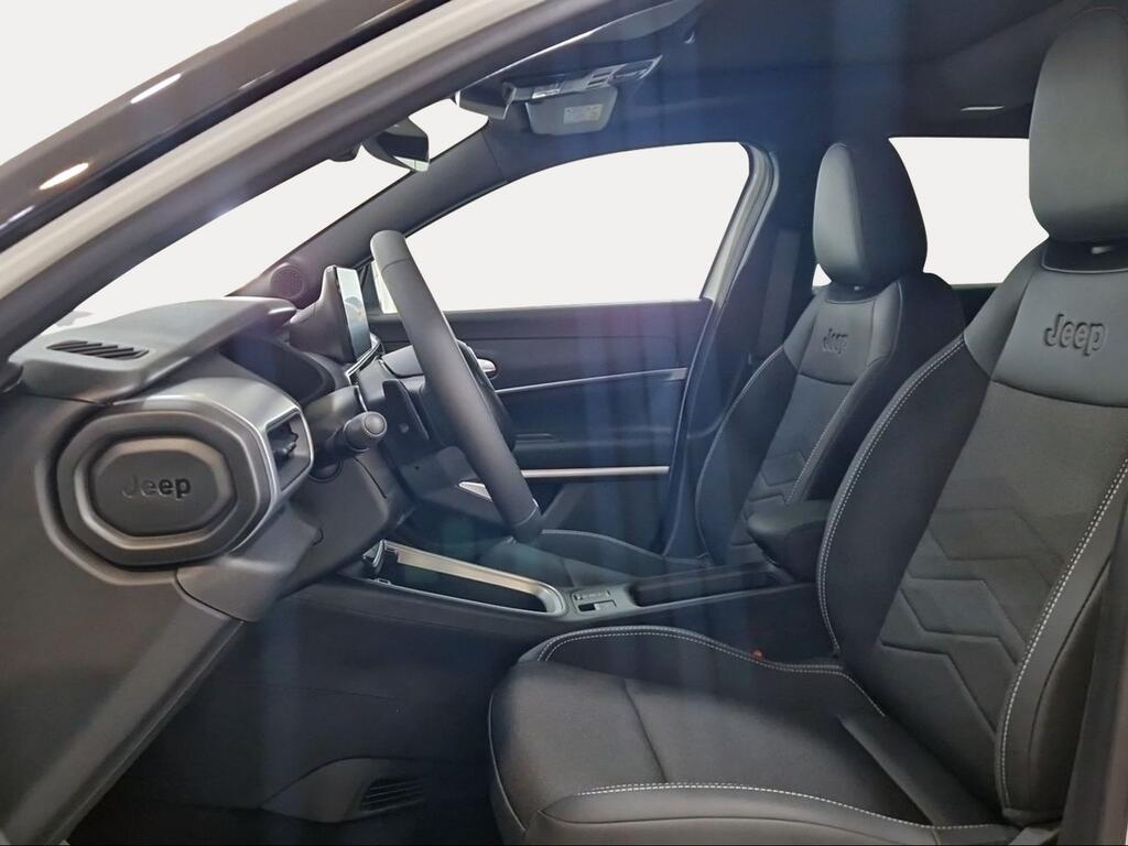 Jeep Avenger 1.2 eHybrid 81kW (110CV) Altitude - Foto 1545