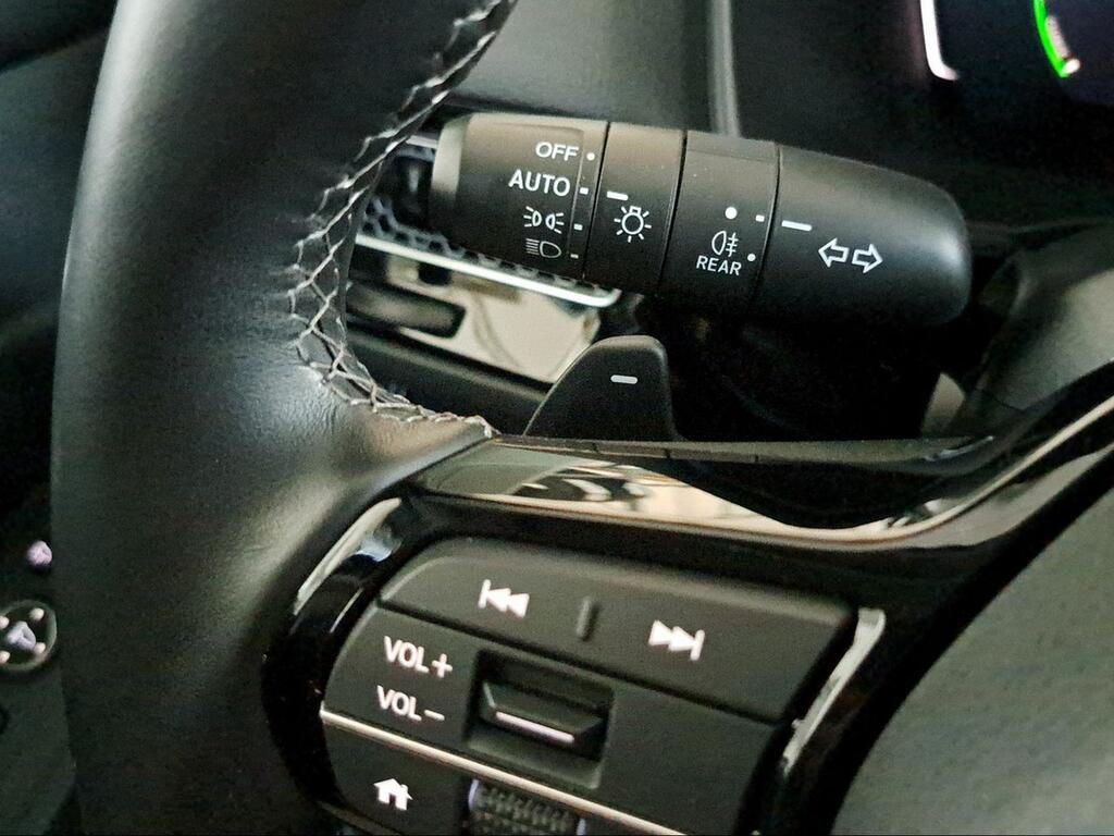 Honda Civic 2.0 i-MMD Elegance CVT - Foto 32