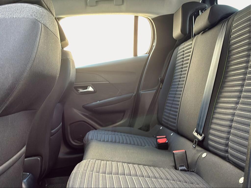 Peugeot 208 Active Puretech 75 - Foto 1131