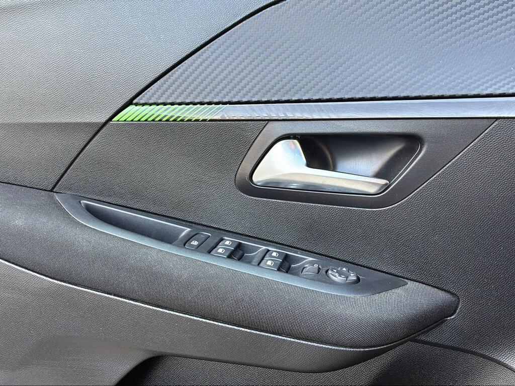 Peugeot 208 Active Puretech 75 - Foto 1142