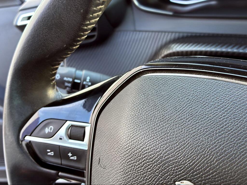 Peugeot 2008 Active Pack BlueHDI 81kW (110CV) - Foto 1350