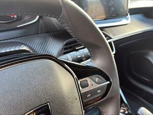 Peugeot 208 Active Puretech 75