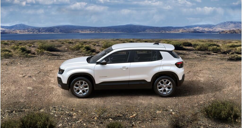 Jeep Avenger 1.2 eHybrid 74kW (100CV) Altitude - Foto 6