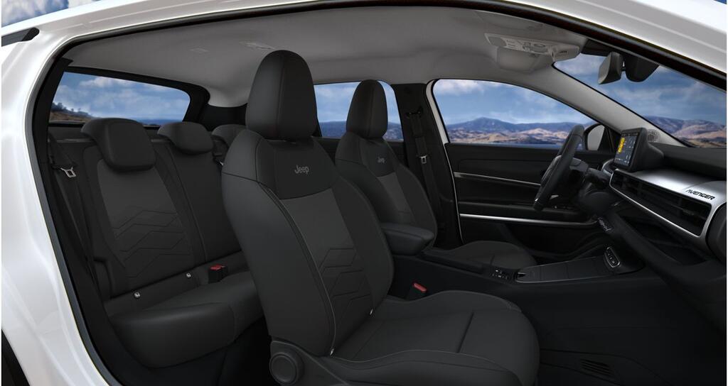 Jeep Avenger 1.2 eHybrid 74kW (100CV) Altitude - Foto 8