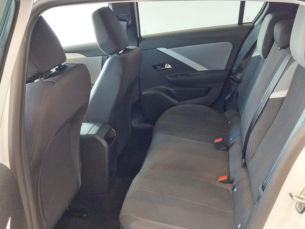 Opel Astra 1.2T XHL 81kW (110CV) Tech Edition - Foto 26