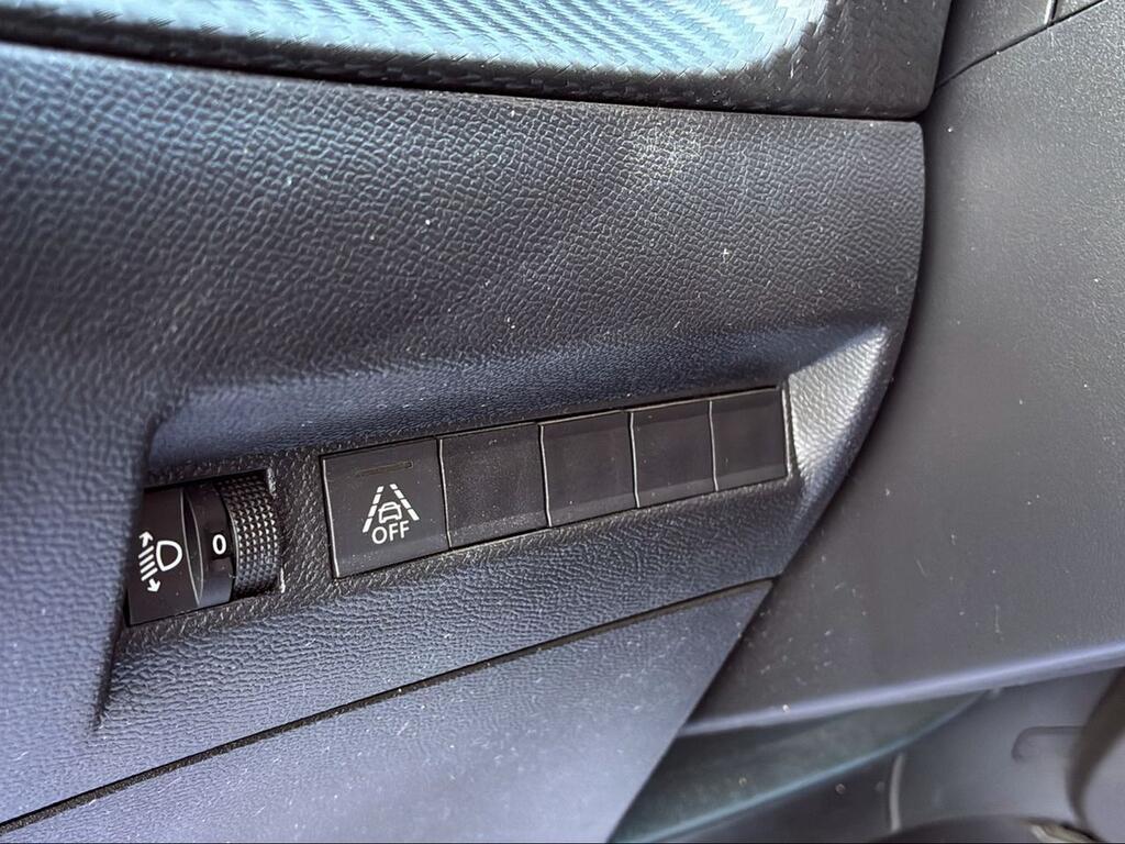 Peugeot 2008 Active Pack BlueHDI 81kW (110CV) - Foto 1250