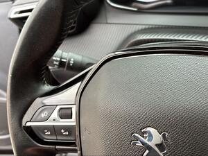 Peugeot 2008 Active Pack Puretech 100 S&S BVM6