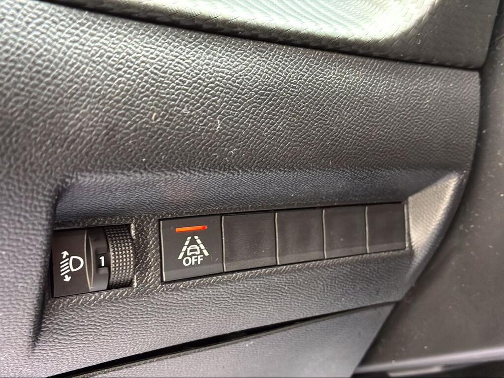 Peugeot 2008 Active Pack Puretech 100 S&S BVM6 - Foto 1357